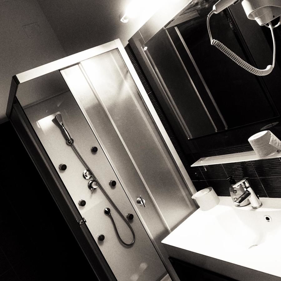 Хостелы Golden Hostel Borș Орадя-13